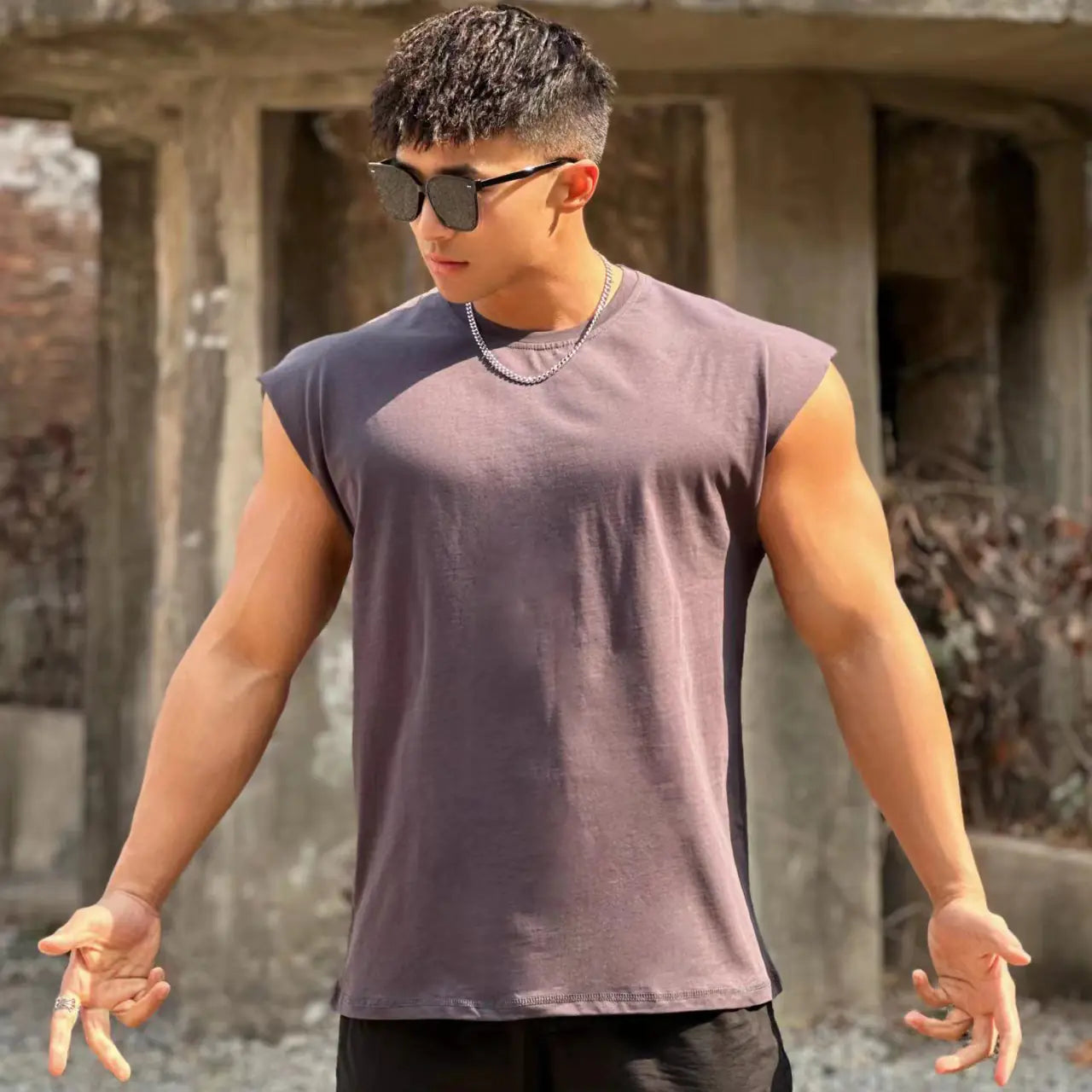 Men's Sleeveless Athletic Workout Casual Top